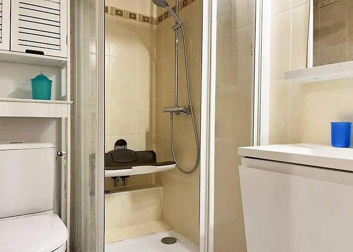 Apartman Familial Climatise Avec Piscine, Terrasse Et Parking - 5 Couchages - - Fr-1-251-426